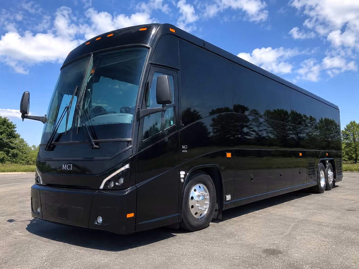 charter bus rentals for fairplex events and los angeles county fair transportation in pomona