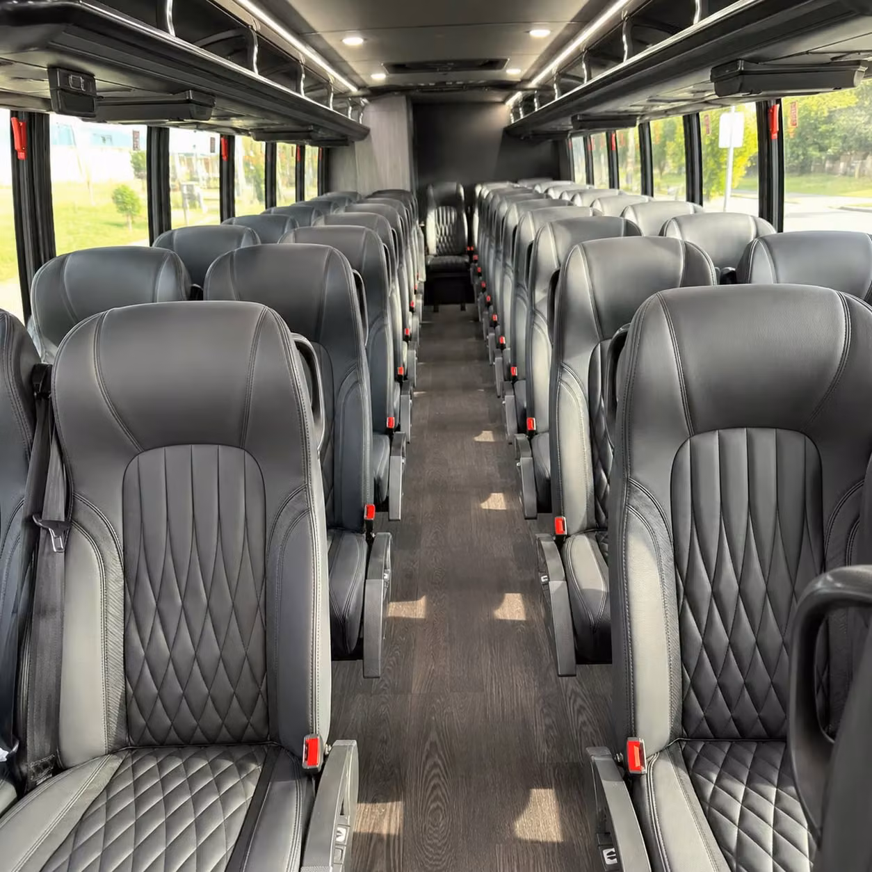 pomona 35 passenger minibus rental