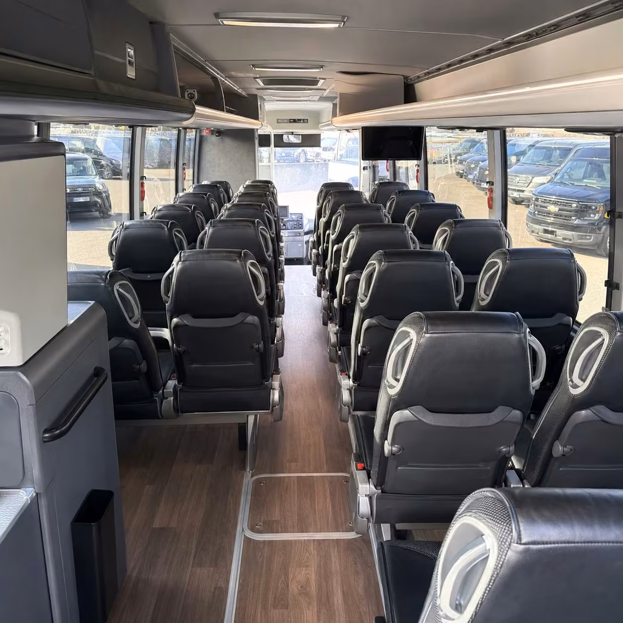 pomona wedding shuttle services transportation