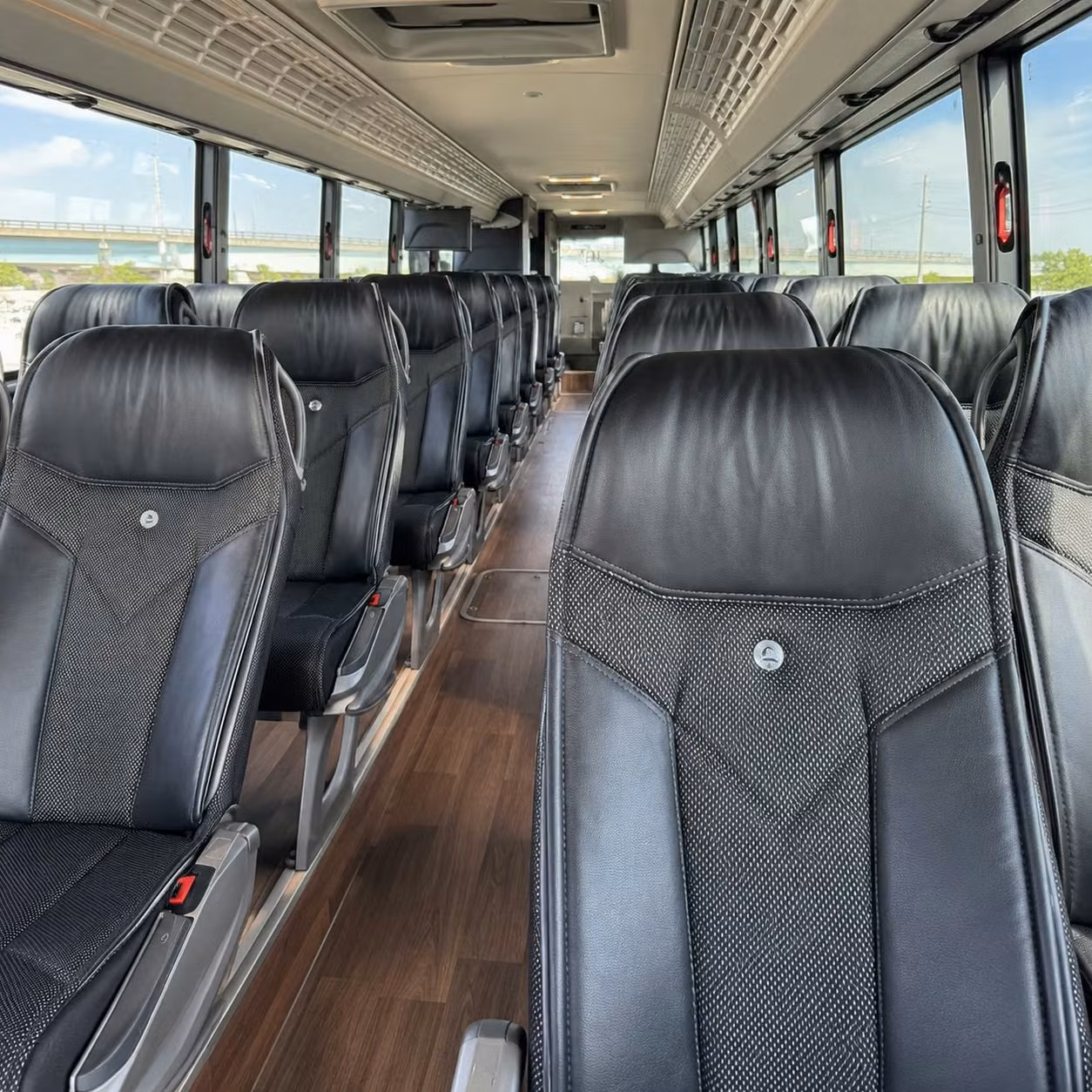 sports team fan charter bus rentals in pomona